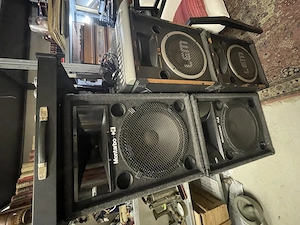 Flohmarkt In der Halle  Bild 2