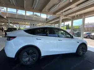 Tesla Model Y Bild 7