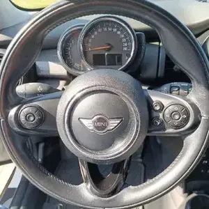 MINI Cooper F56 Hatch MINI Hatch Cooper Aut. Klein-  Kompaktwagen Bild 6