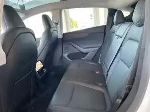 Tesla Model Y Bild 15