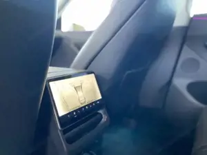 Tesla Model Y Bild 16