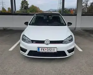 Golf 7 Lounge 1,6  TDI DSG R-Line Frisch Vorgeführt Bild 4