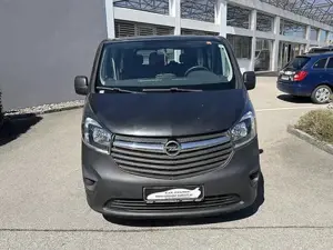 Opel Vivaro Bild 8