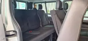 Opel Vivaro Bild 12