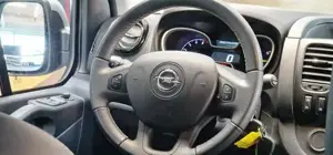 Opel Vivaro Bild 14
