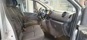 Opel Vivaro Bild 18