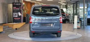 Mercedes-Benz  Bild 8