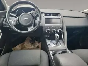 Jaguar E-Pace Bild 10