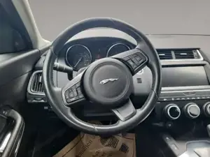 Jaguar E-Pace Bild 12