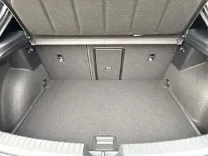 Cupra Leon 1.5 eTSI DSG INTELLIGENT DRIVE ACC KEYLESS 1.5 ... Bild 7