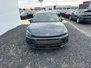 Cupra Leon 1.5 eTSI DSG INTELLIGENT DRIVE ACC KEYLESS 1.5 ... Bild 2