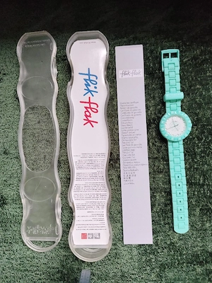 Armbanduhr flik flak der Marke swiss made watch