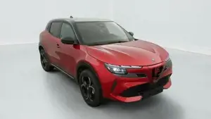 Alfa Romeo Junior 100 kW (136 PS), Automatik, Frontantrieb