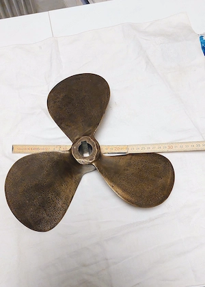 Bootpropeller. Schffschraube. Messing V13 X15 