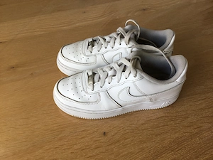 Nike Air AF1 Turnschuhe Gr. 36, super Zustand Bild 2