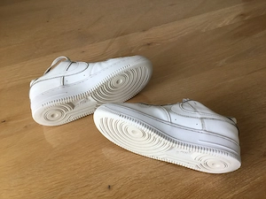 Nike Air AF1 Turnschuhe Gr. 36, super Zustand Bild 5