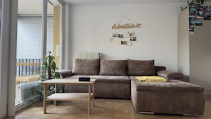 Couch mit Beistelltisch (Vollholz) günstig abzugeben Bild 2