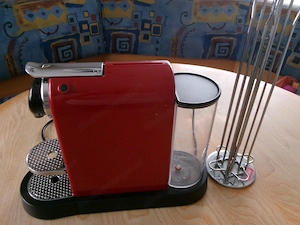 Nespresso Kaffeemaschine Citiz Cherry Red Bild 2