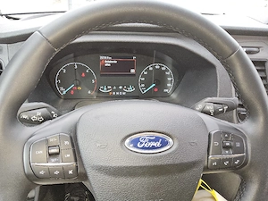  Wohnmobil Detleffs Globetrail Ford Automatikgetriebe Bild 6