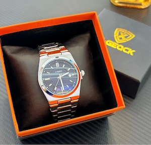 Stylische Uhr im Luxus-Design   Neu & OVP    Bild 2