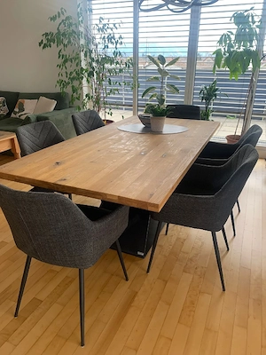 Holztisch (200x100 cm) mit Stühlen Bild 4