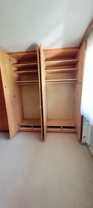 Kleiderschrank massiv 390 x 240 Bild 3