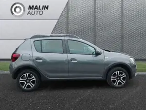 Dacia Sandero Bild 6