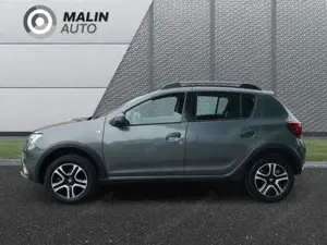 Dacia Sandero Bild 2