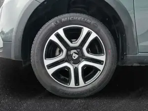 Dacia Sandero Bild 9
