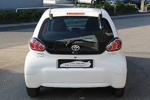 Toyota Aygo 1,0 VVT-i Young Vorgeführt 08 2026 Bild 5