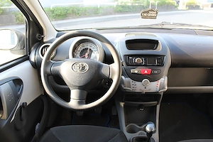 Toyota Aygo 1,0 VVT-i Young Vorgeführt 08 2026 Bild 8