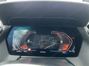 BMW 118d Sport Line // Anhängerkupplung // LED // Tempomat Bild 9