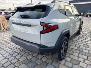 Dacia Duster Expression 1,2 TCe 96 KW (130 PS)-Sitzheizung-R... Bild 2