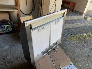 Dunstabzug und Mülltrennung