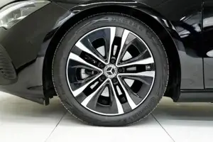Mercedes-Benz CLA 180 Bild 4