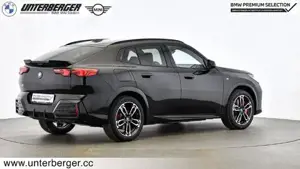 BMW iX2 eDrive20 M Sportpaket // Head-Up // elektr. AHK // Head-Up // elektr. Sitze Bild 5