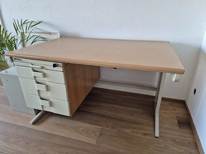 Schreibtisch (Neudörfler)
