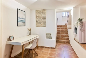 Moderner Schreibtisch in Weiß