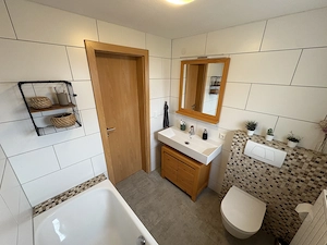 Privatverkauf - Doppelhaushälfte mit großem Garten Bild 4