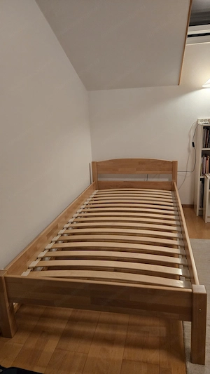 Modernes Einzelbett Vollholz ca 100x200 mit Lattenrollrost Bild 5