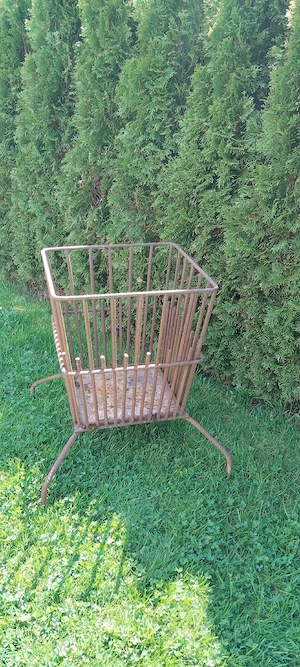 Handgemachte Feuerkorb aus Eisenstäben  Bild 3