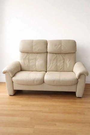 Beiges Ledersofa