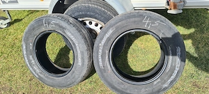 Anhängerreifen gut erhalten