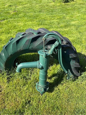 Handbrunnenpumpe Nostalgie