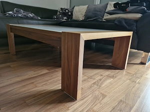 Couchtisch sucht neuen Besitzer  Bild 3