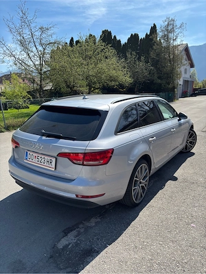 Audi A4 Avant 2.0tdi Bild 5