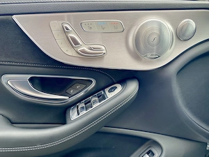 Mercedes C63 S AMG, nur 9800km Bild 6