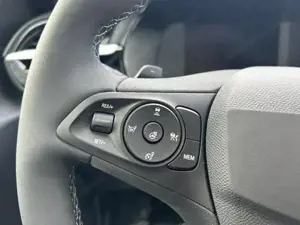 Opel Corsa GS 1.2 Turbo Hybrid eDCT Android Auto*SHZ*ACC*K... Bild 9