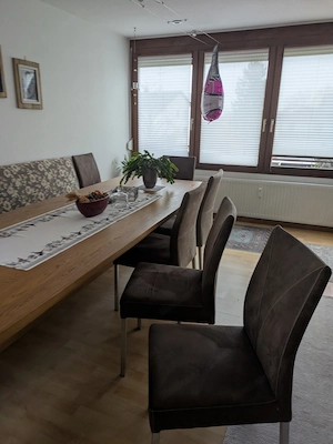 Esstisch mit Bank und 7 Stühlen Bild 7