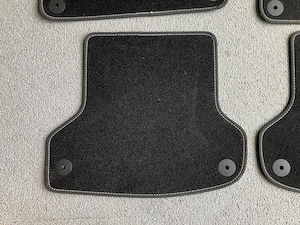 Fußmatten Audi A3, Velour Bild 3